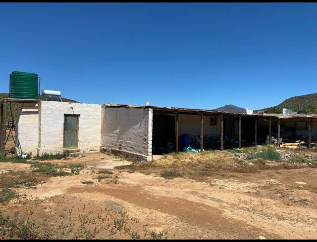 820HA FARM FOR SALE IN LADISMITH RURAL